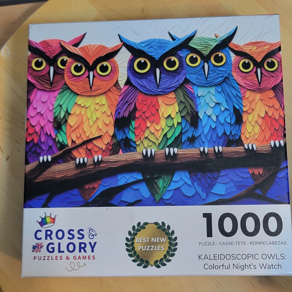 Used very good 1000 pcs jigsaw puzzle Cross & Glory Kaleidoscopic Owls w/poster